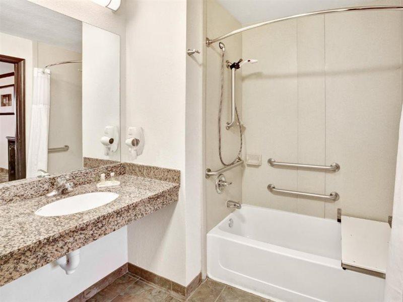 Days Inn By Wyndham Oklahoma City/Moore Bagian luar foto